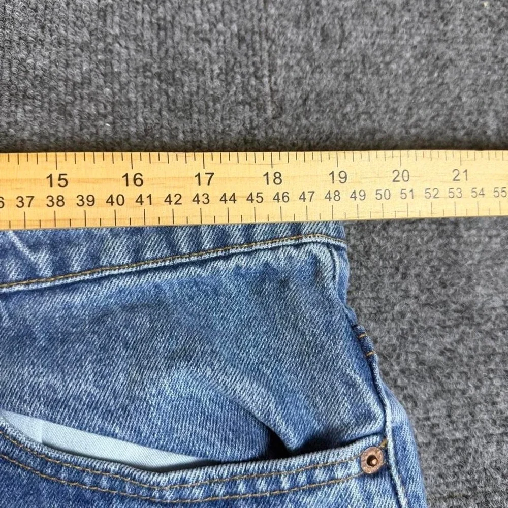 Vintage Levi 550 Relaxed Tapered Fit Light Wash Jeans USA 0896 Size 40x30